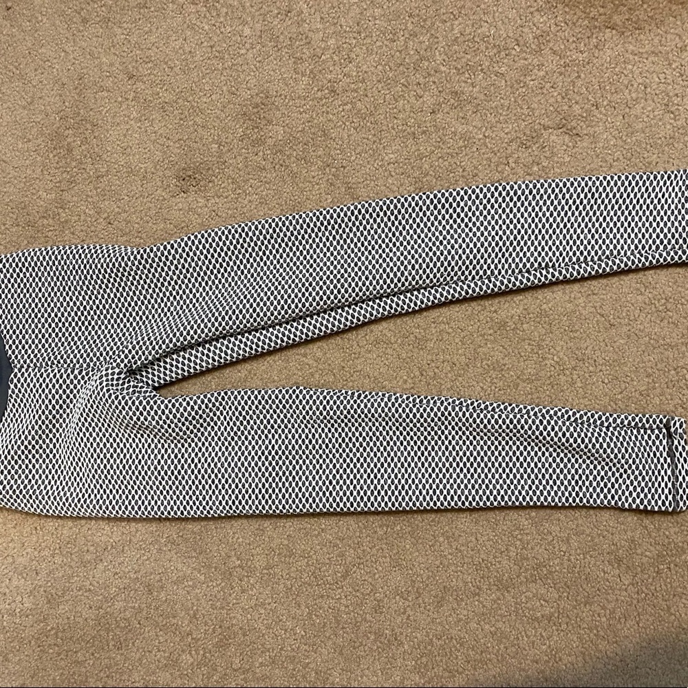 Textured leggings. Great condition. Compare at 16.99